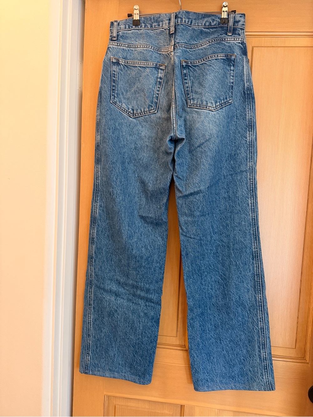 Reformation Val 90s Mid Rise Jean - Picture 2 of 6